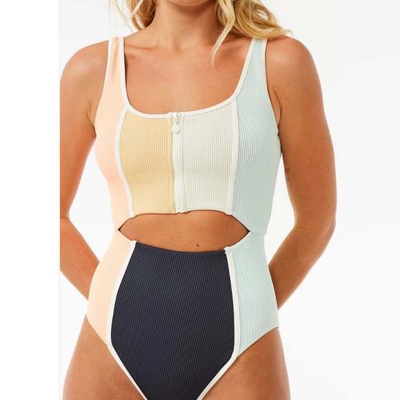 RIP CURL WOMEN'S BLOCK PARTY SPLICE GOOD COVERAGE ONE PIECE SWIMSUIT - Picture 5 of 10